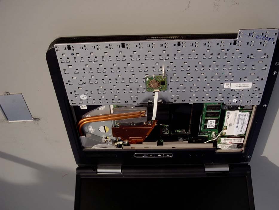 Notebook PC with Built-in Wireless - FCC ID CNTPP2190 - HP Inc.