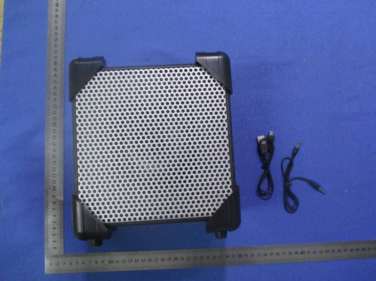 Bluetooth Speaker - FCC ID COMES-13019BT - SHENZHEN AOB ELECTRONICS CO.,LTD (2)