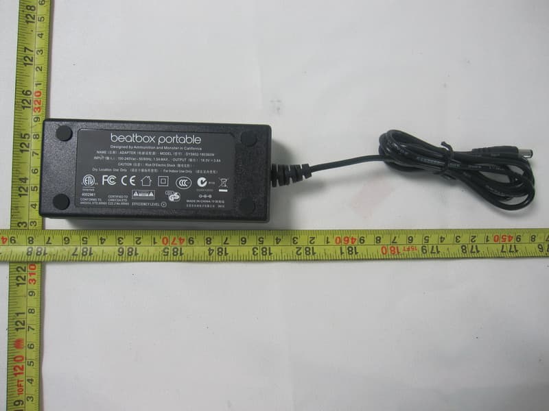 Portable Stereo Sound System with USB Port - FCC ID COW81000071 - Beats Electronics, LLC (4)