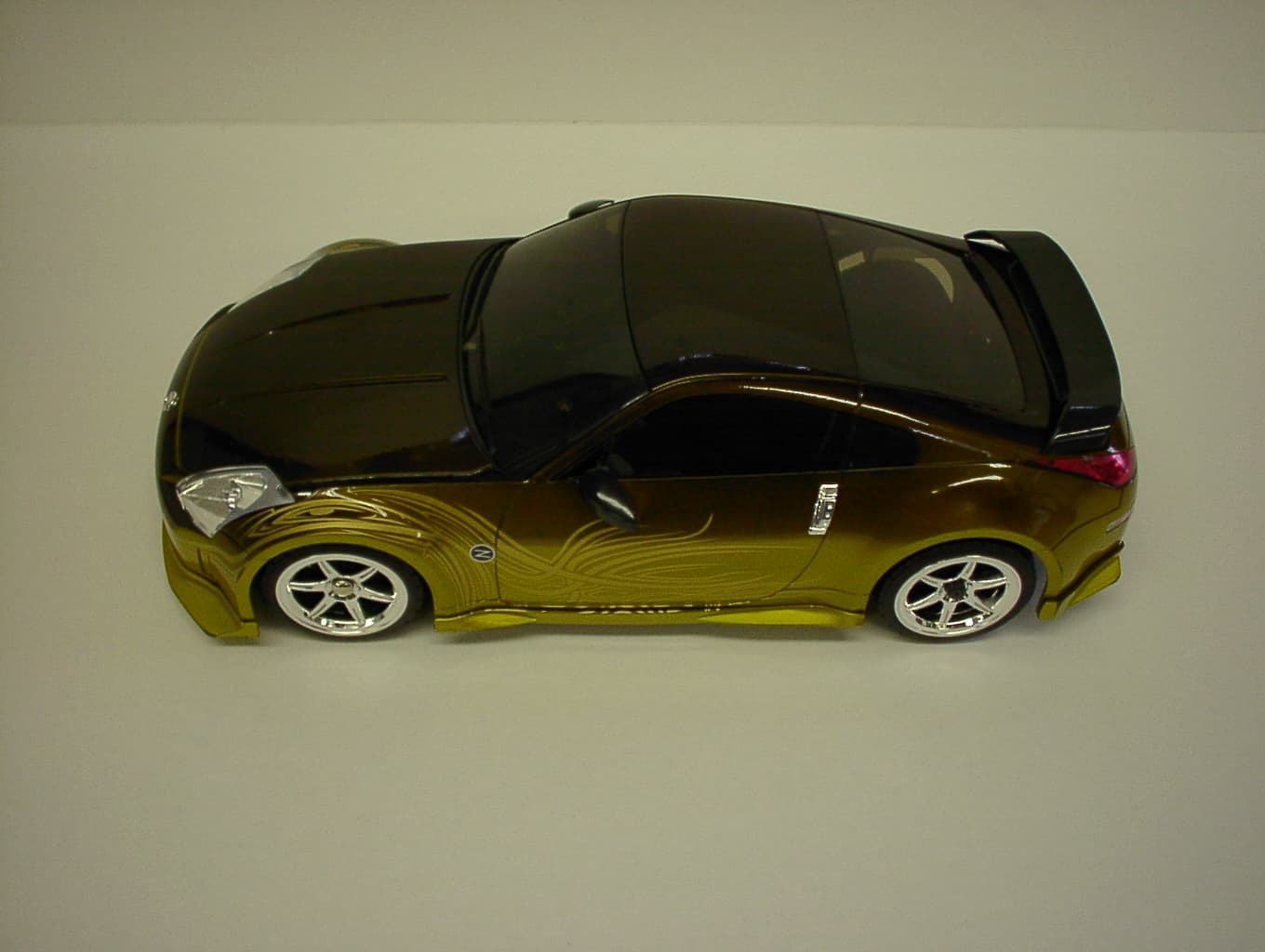 Radio Controlled Toy - FCC ID CVTRP7340H - Nikko Co Ltd