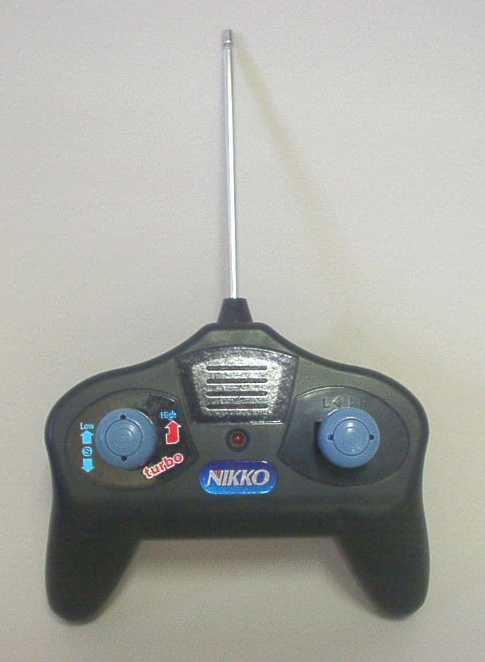 Remote Control Toy Transmitter - FCC ID CVTTN6750 - Nikko Co Ltd