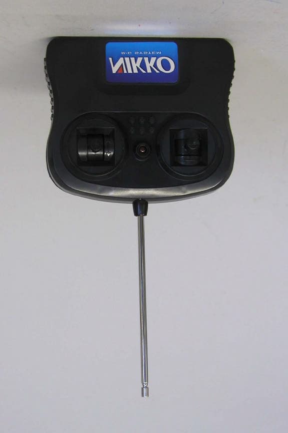 Remote Control Toy Transmitter - FCC ID CVTTP7751 - Nikko Co Ltd