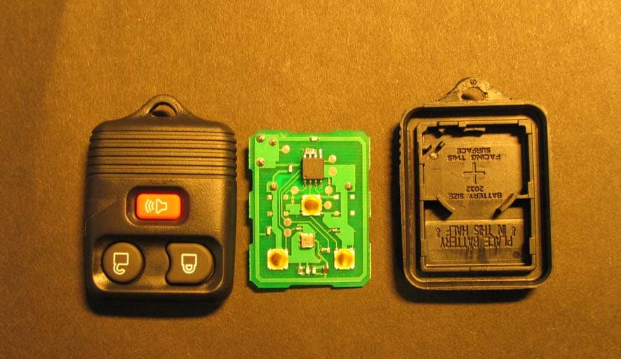Vehicle remote keyless entry transmitter - FCC ID CWTWB1U345 - ALPS ALPINE CO., LTD.