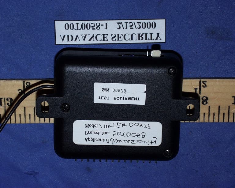 433.90 MHz Car Alarm Receiver - FCC ID CZ57RRRXAD2 - Voxx Electronics Corporation (3)