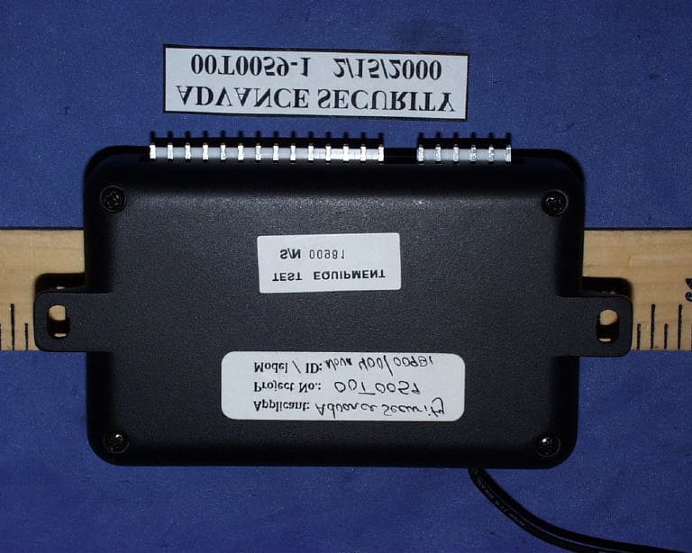 Car Alarm Receiver - FCC ID CZ57RRRXAD4 - Voxx Electronics Corporation (3)