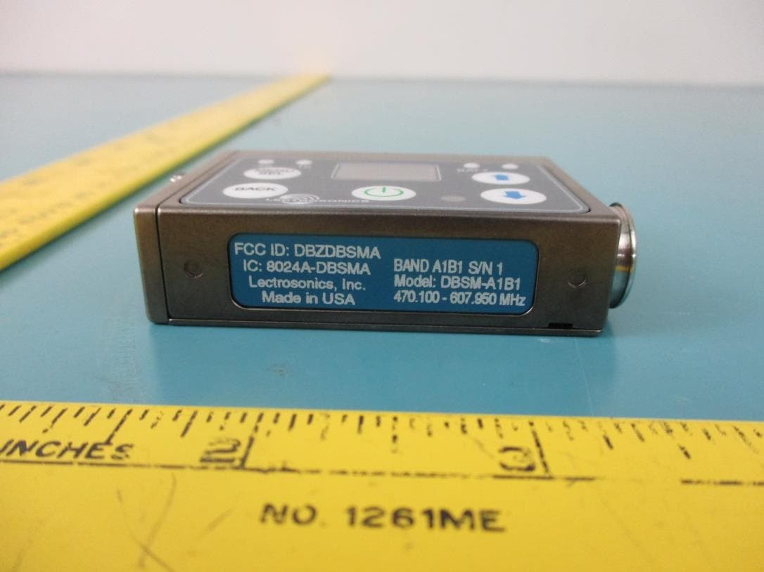Digital Wireless Microphone Transmitter - FCC ID DBZDBSMA - Lectrosonics Inc (2)