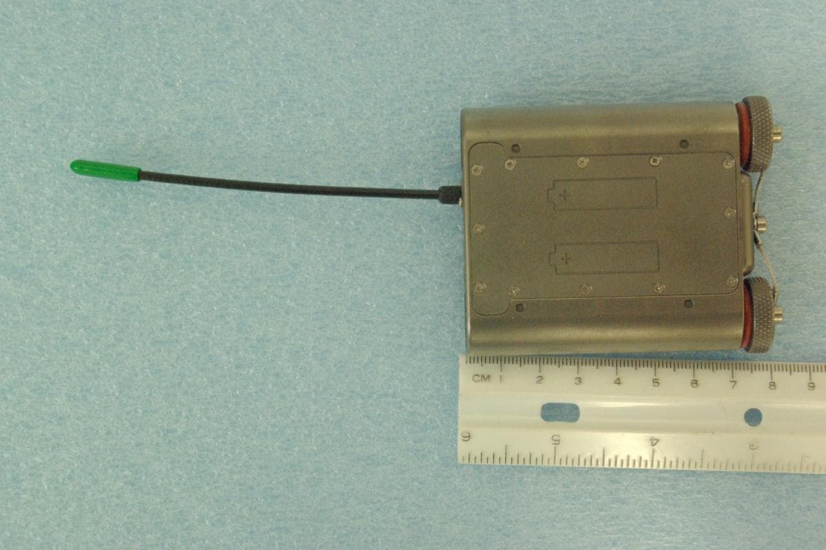 Wireless Microphone Transmitter - FCC ID DBZWMM - Lectrosonics Inc (2)
