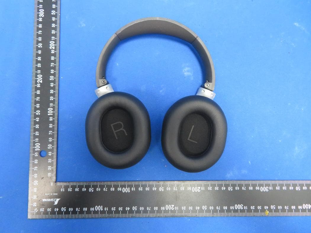 Wireless Headphones - FCC ID DD4-SBH2240 - Shure Incorporated (4)