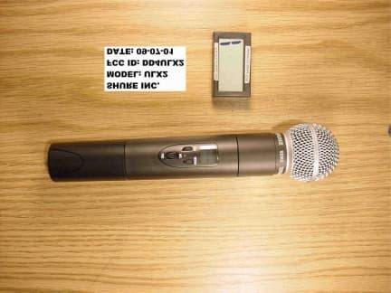 Wireless microphone - FCC ID DD4ULX2 - Shure Incorporated (2)