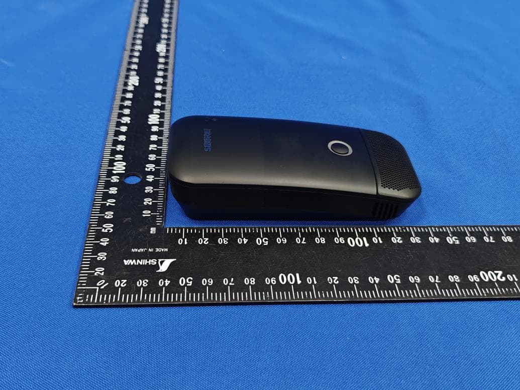 Wireless Boundary Transmitter - FCC ID DD4ULXD6G50 - Shure Incorporated (4)