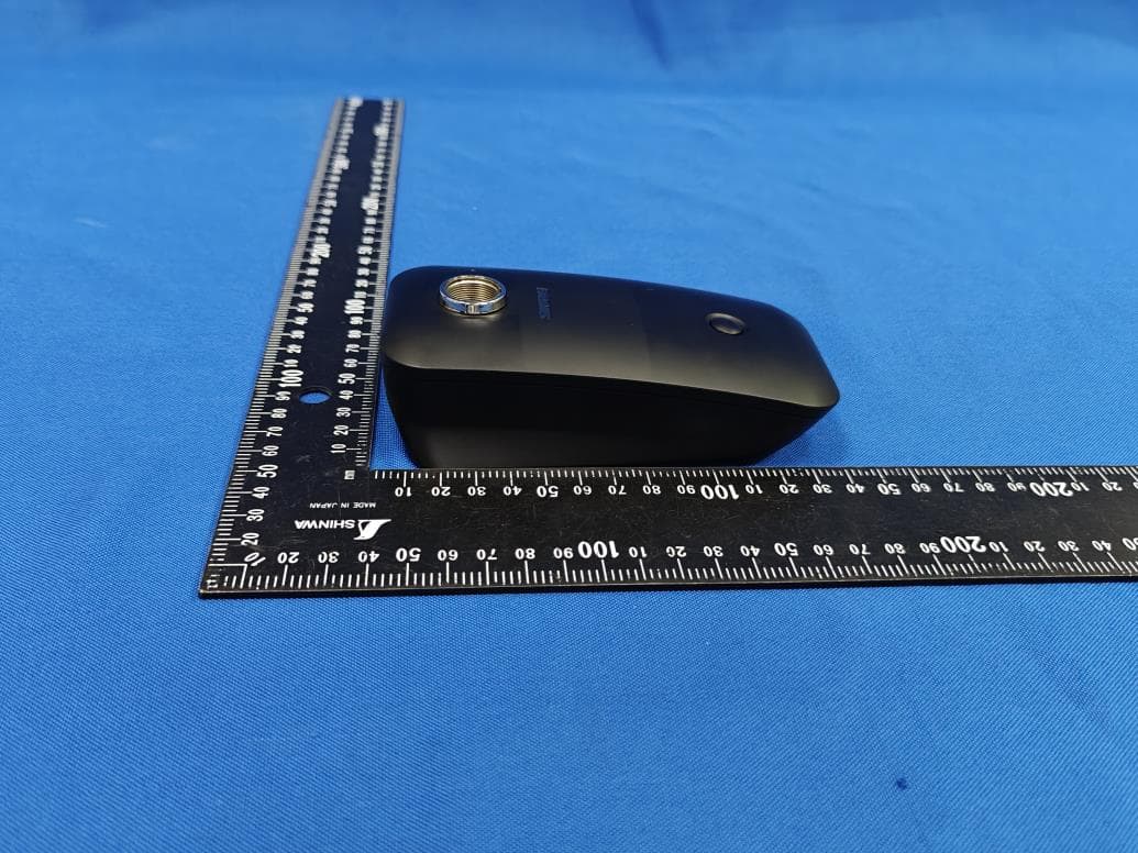 Wireless Gooseneck Transmitter - FCC ID DD4ULXD8H50 - Shure Incorporated (3)