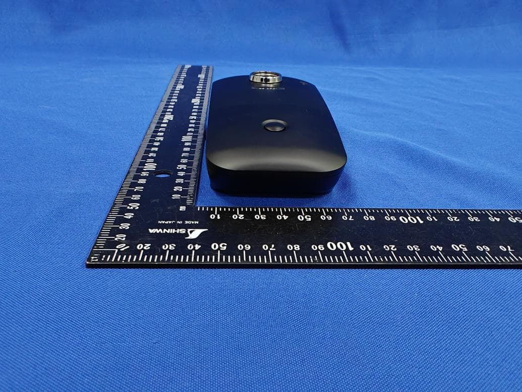 Wireless Gooseneck Transmitter - FCC ID DD4ULXD8H50 - Shure Incorporated