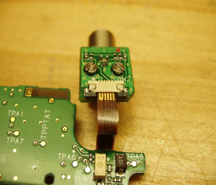 Micro Bodypack Transmitter - FCC ID DD4UR1MB - Shure Incorporated