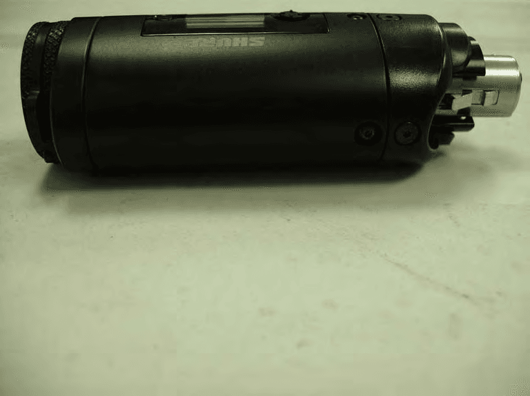 Wireless Microphone Transmitter - FCC ID DD4UR3E - Shure Incorporated (4)