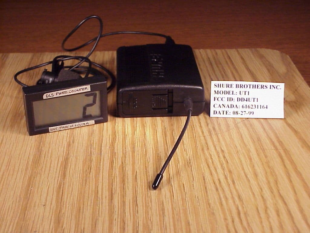 Lo Power Body Pack Transmitter - FCC ID DD4UT1B - Shure Incorporated