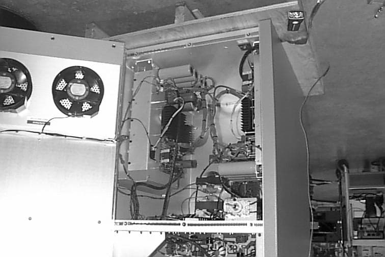 AM-5E, 5kW AM Stereo transmitter - FCC ID DDE7EPTX-AM5E - BEI Electronics, LLC (5)