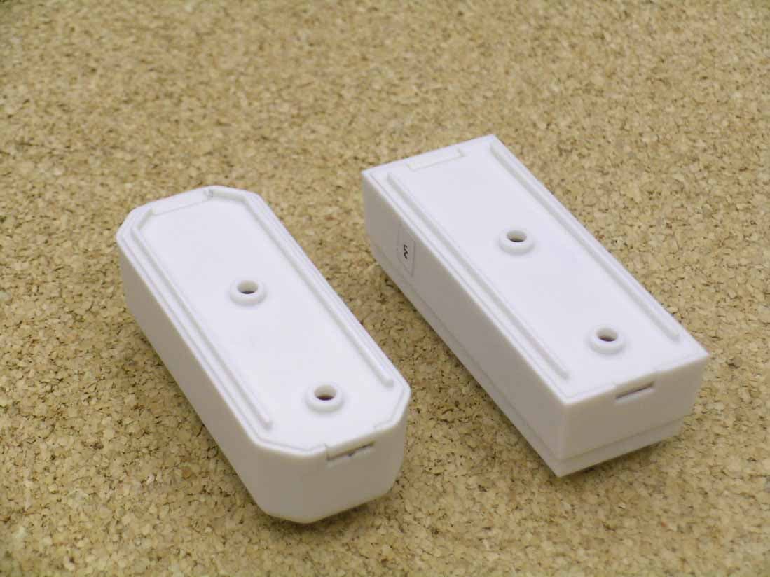 Chime Transmitter - FCC ID DE4-3303T - Thomas & Betts Corporation (2)