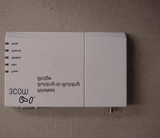 Wireless Building-to-Building Bridge WL-311 - FCC ID DF6-WL311 - 3Com Corporation