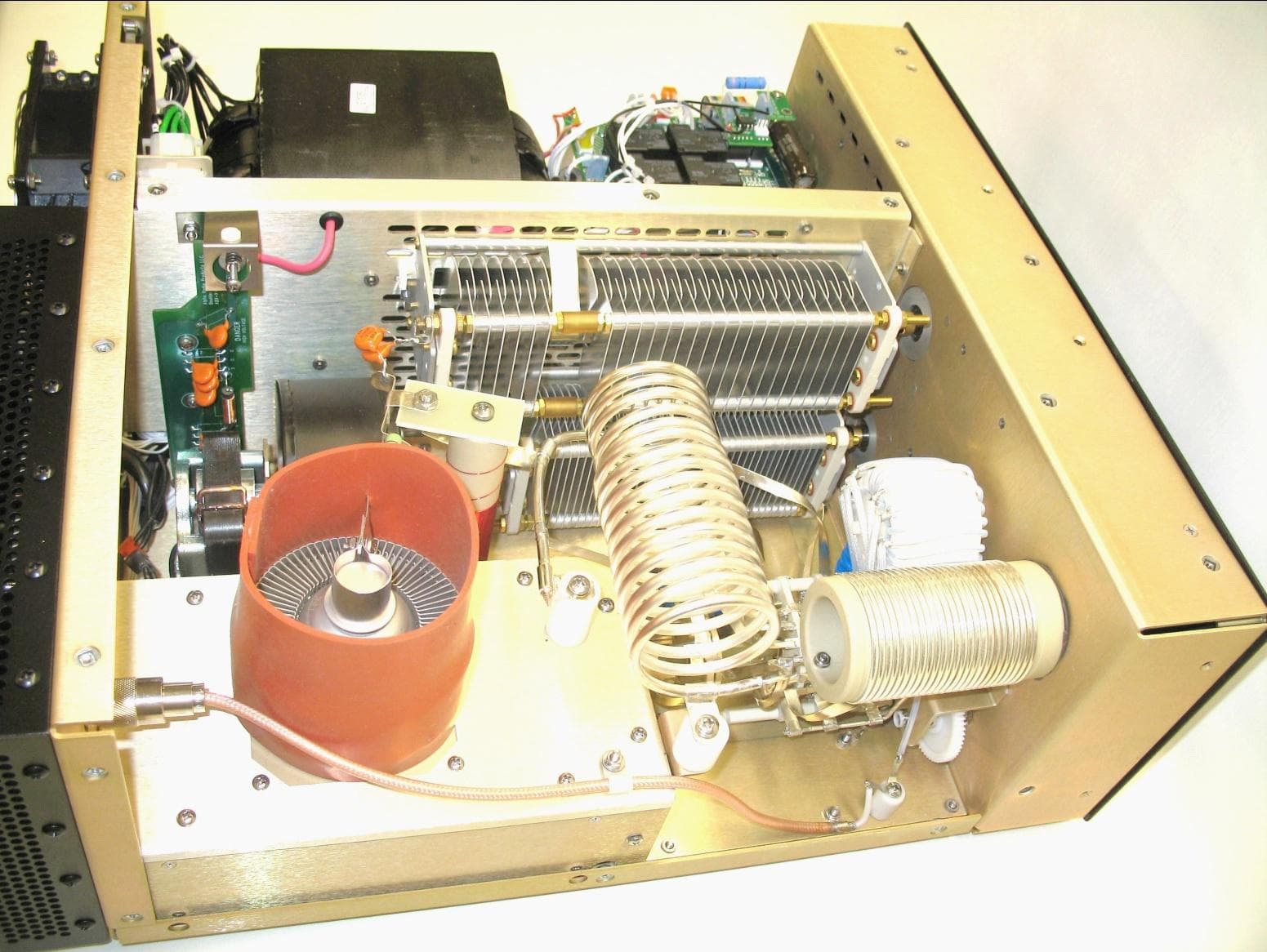 Alpha 9500 linear amplifier - FCC ID DGVPA-77DF - RF Concepts LLC