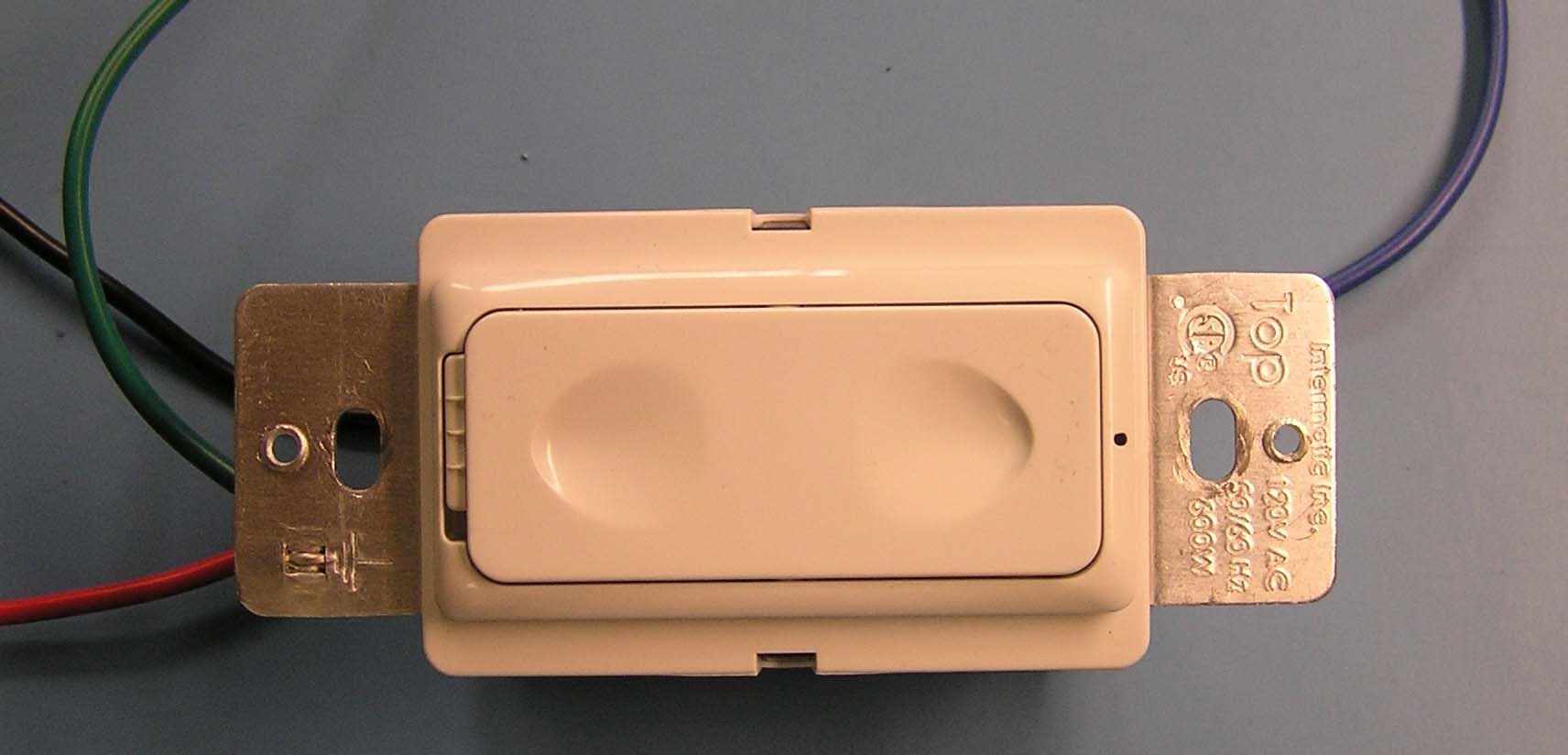 Single-Pole/Multi-Pole 600 Watt Dimmer Switch - FCC ID DGZCA600 - Intermatic Inc (2)