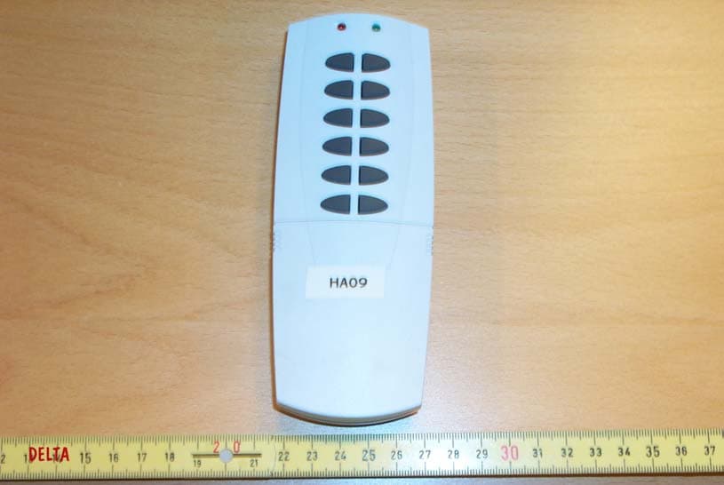 Handy Remote Controller - FCC ID DGZH0009 - Intermatic Inc (1)