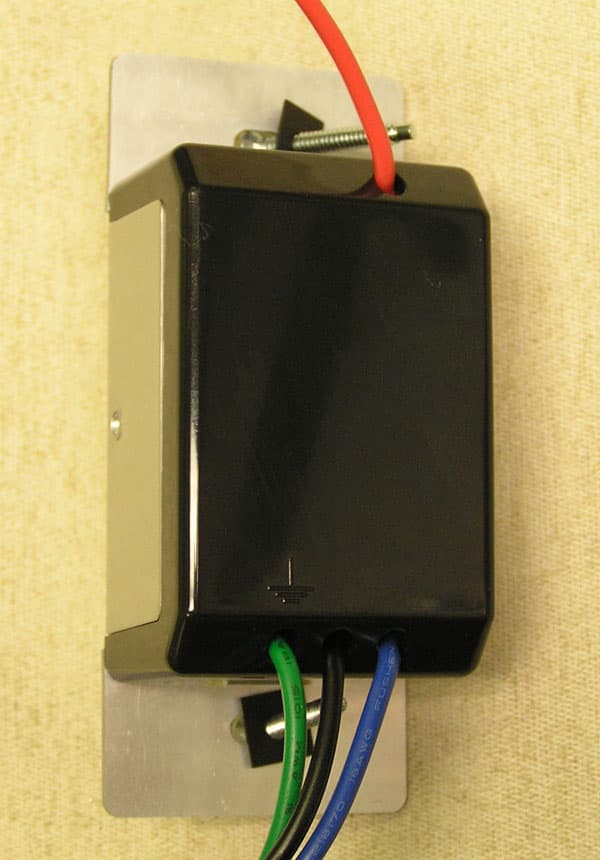 In-Wall Toggle-Style Dimmer Switch - FCC ID DGZHA000020P2 - Intermatic Inc (4)