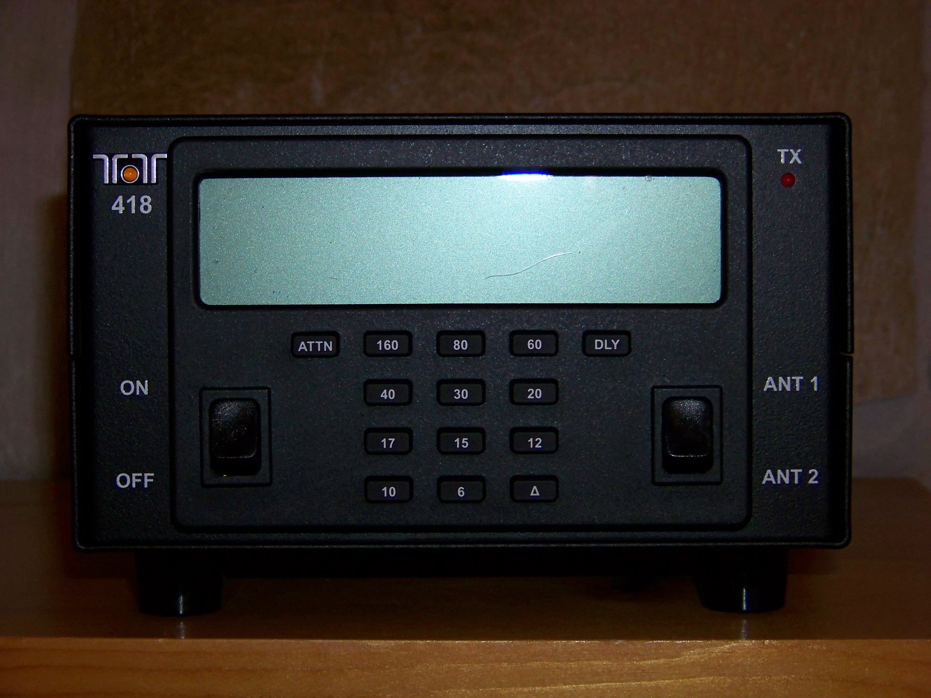 100W EXTERNAL RF AMPLIFIER - FCC ID DJ7-418 - Ten Tec Inc