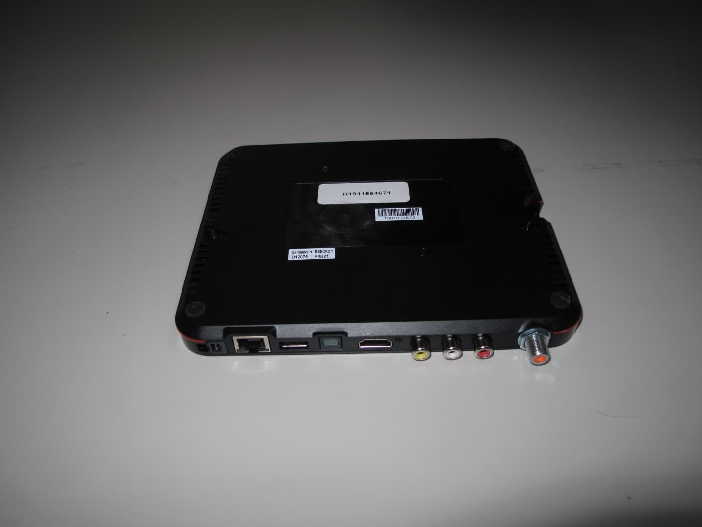 STB - FCC ID DKN4KJT - DISH Technologies L.L.C. (2)