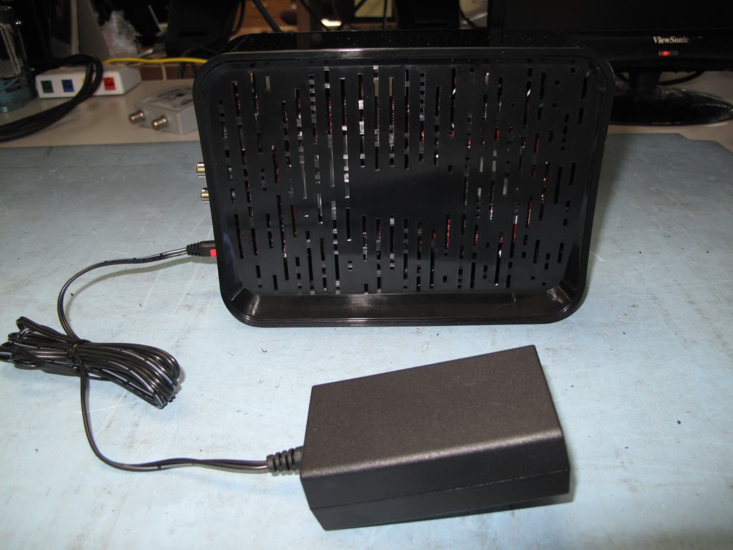 802.11ac Client STB - FCC ID DKNCR90 - DISH Technologies L.L.C. (3)