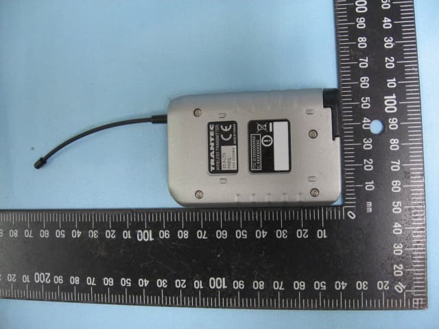 UHF Wireless Transmitter - FCC ID DLAS5LTX - TOA Corporation