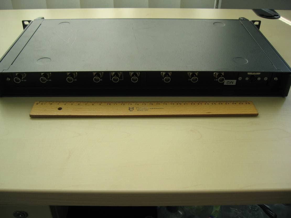 Antenna Combiner - FCC ID DMOAC3200A2 - Sennheiser Electronic Corp (4)