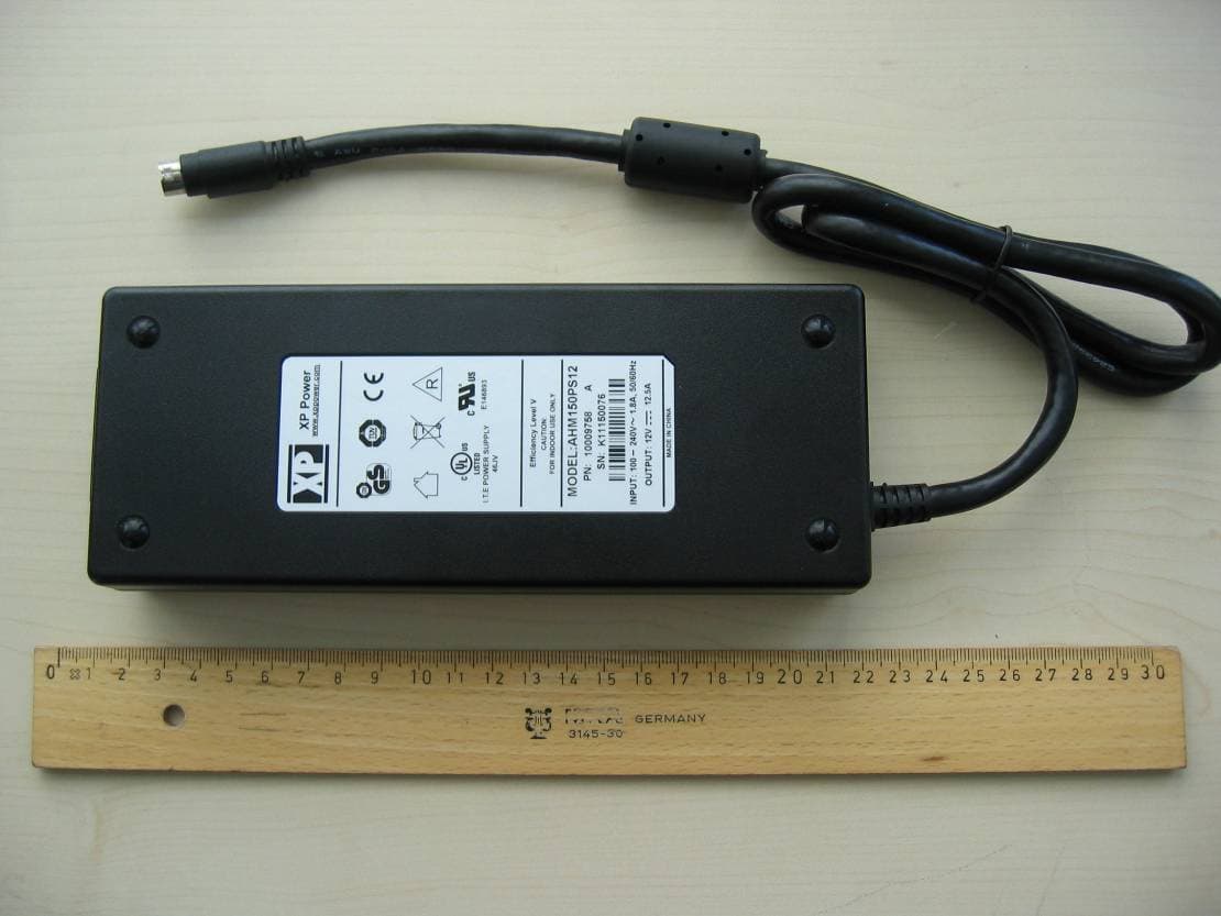 Antenna Combiner - FCC ID DMOAC3200A2 - Sennheiser Electronic Corp (1)