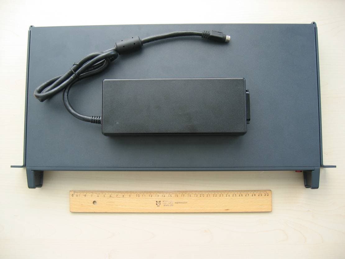 Antenna Combiner - FCC ID DMOAC3200A2 - Sennheiser Electronic Corp (3)