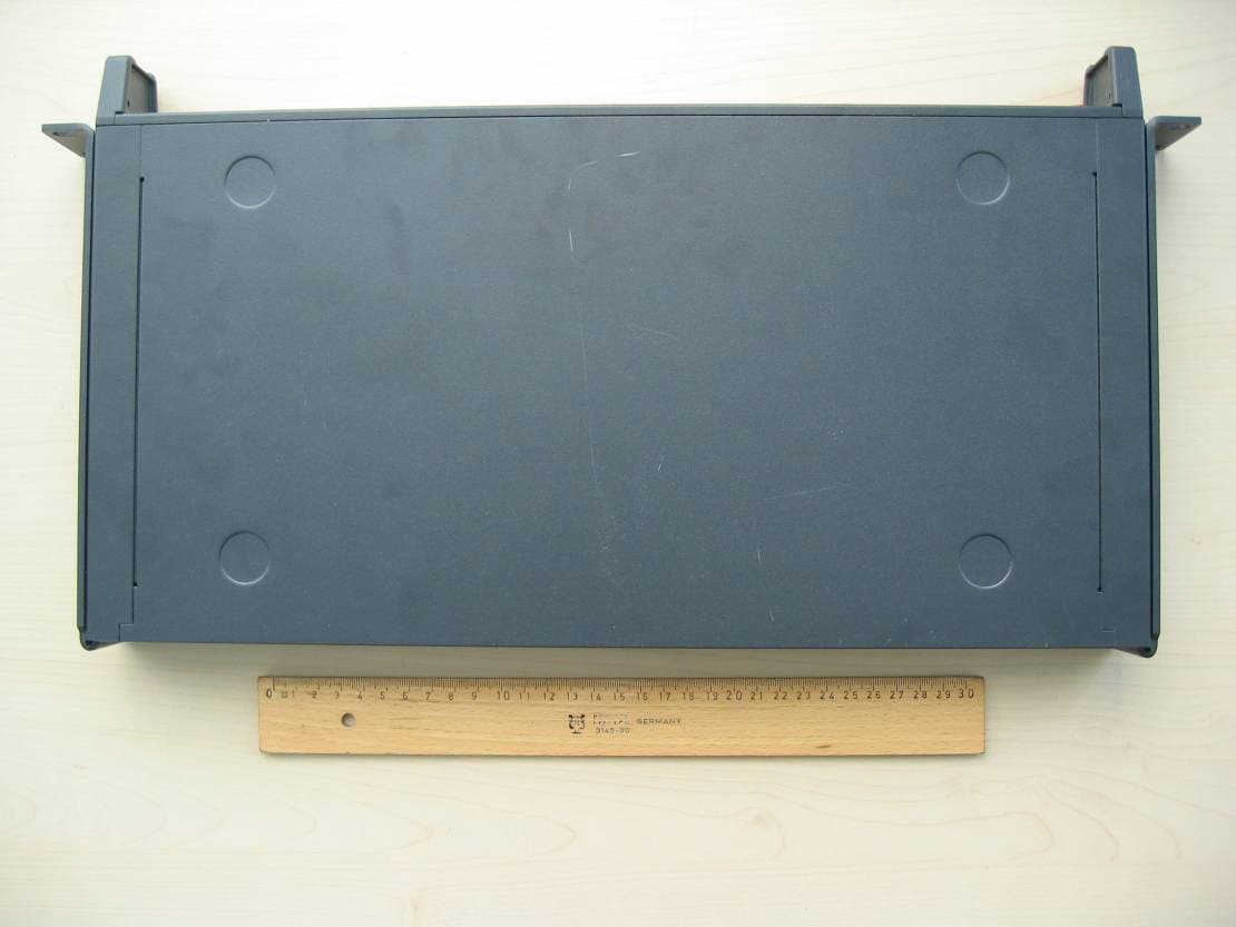 Antenna Combiner - FCC ID DMOAC3200A2 - Sennheiser Electronic Corp (5)