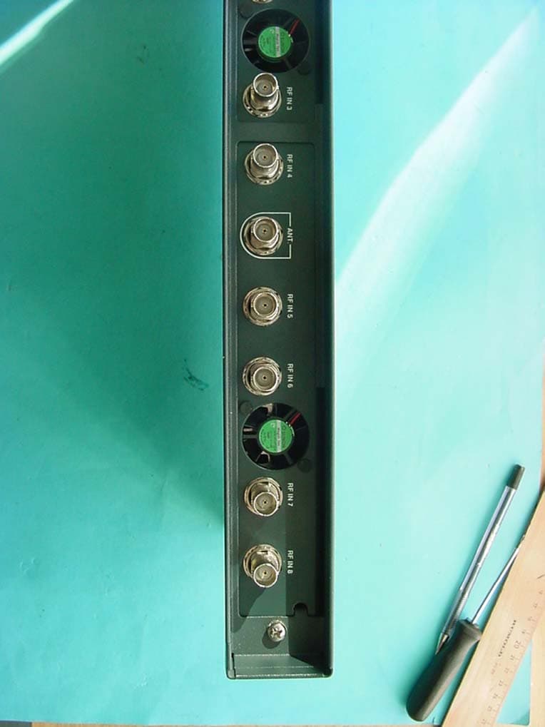 Antenna Combiner - FCC ID DMOAC3KWD - Sennheiser Electronic Corp (1)