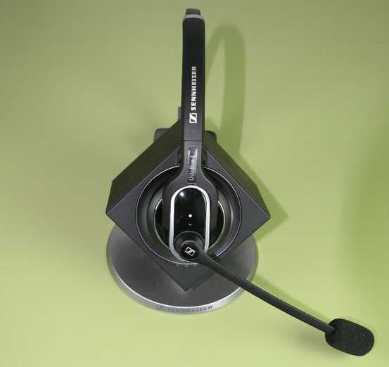 DW 20 HS DECT Headset - FCC ID DMOCDHDFC - Sennheiser Electronic Corp