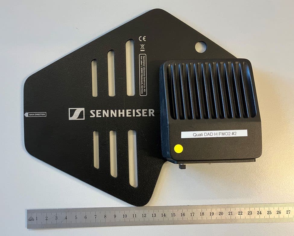Antenna Transceiver - FCC ID DMODAD1G4 - Sennheiser Electronic Corp