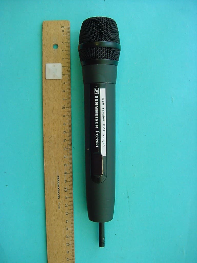 Wireless Microphone - FCC ID DMOH1FPXD - Sennheiser Electronic Corp