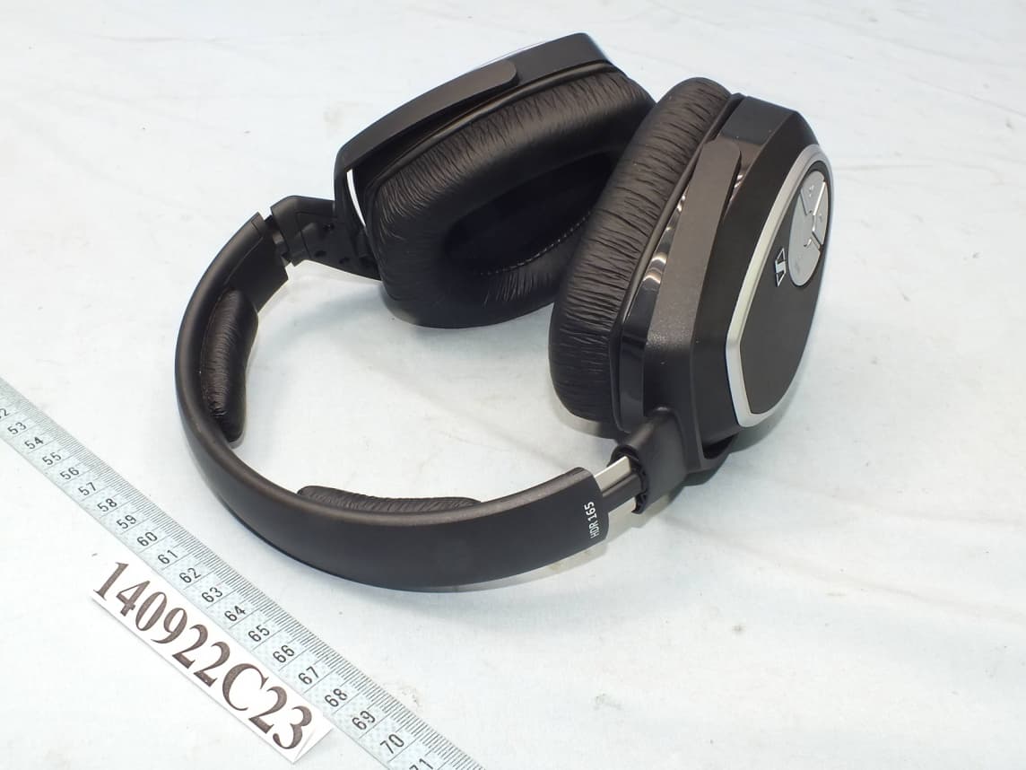 Digital Wireless Headphones System (RS 165) - FCC ID DMOHDR165 - Sennheiser Electronic Corp (1)