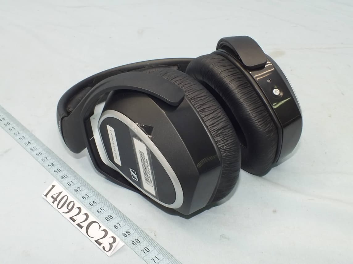 Digital Wireless Headphones System (RS 165) - FCC ID DMOHDR165 - Sennheiser Electronic Corp (2)
