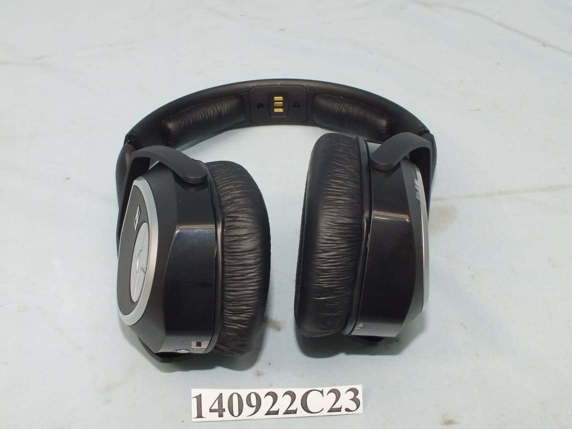 Digital Wireless Headphones System (RS 165) - FCC ID DMOHDR165 - Sennheiser Electronic Corp (3)