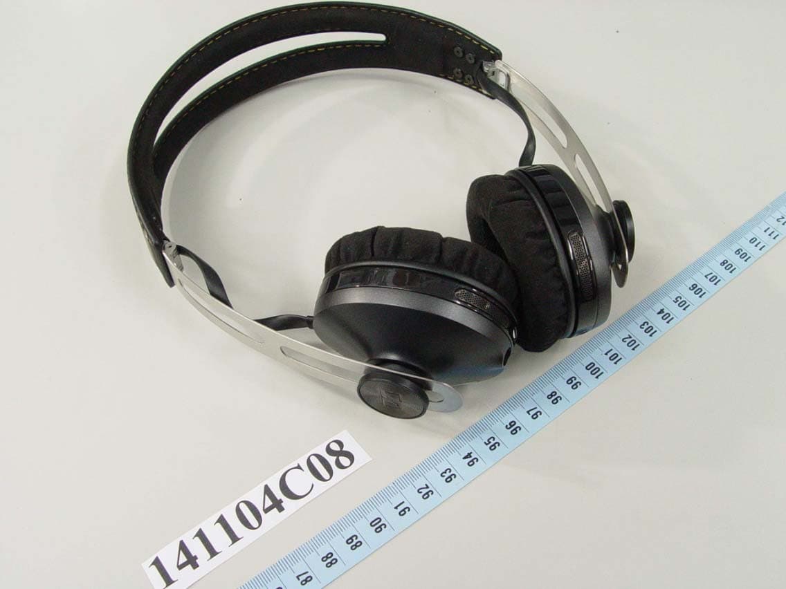 Bluetooth Headphone with NFC - FCC ID DMOM2AEBT - Sennheiser Electronic Corp (5)
