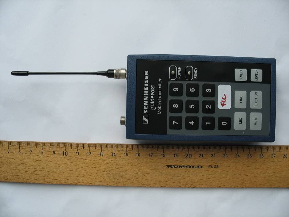 GuidePort Bodypack Transmitter - FCC ID DMOSK3200 - Sennheiser Electronic Corp (2)