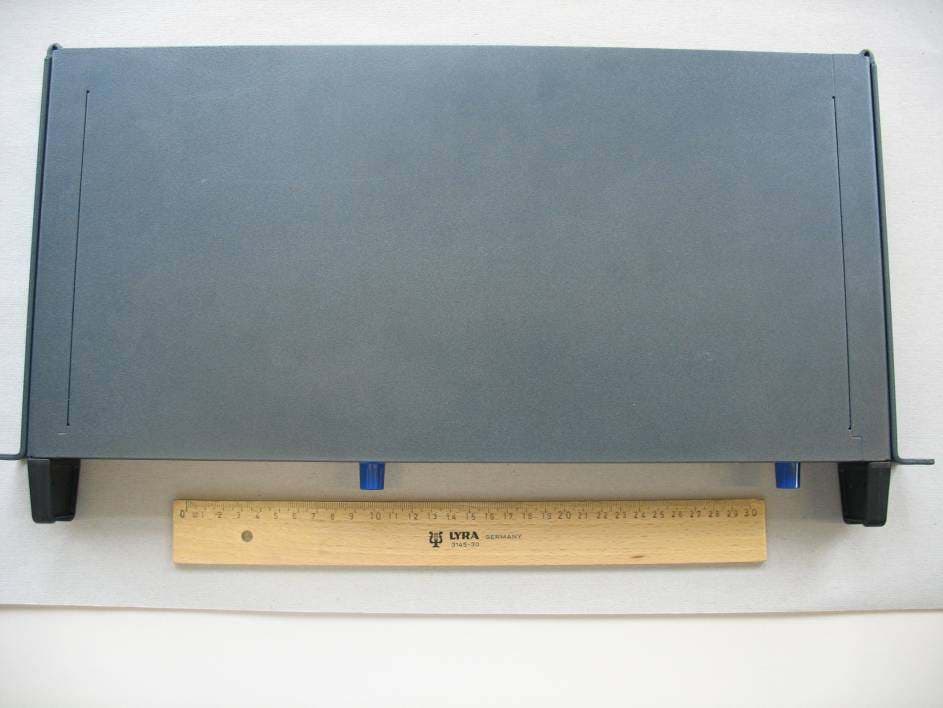 UHF Transmitter for Rack mounting - FCC ID DMOSR350 - Sennheiser Electronic Corp (4)