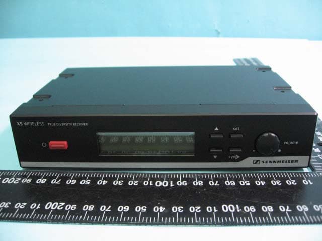 XS WIRELESS - FCC ID DMOXSWEM - Sennheiser Electronic Corp (1)