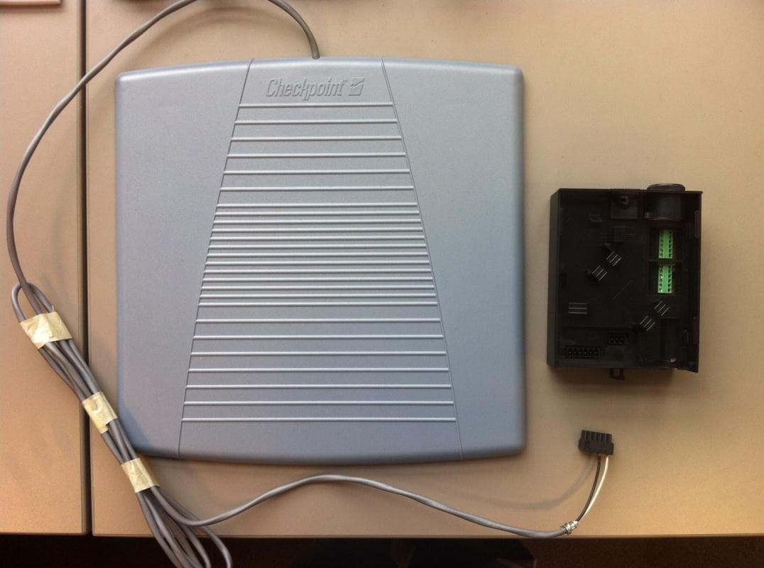 Deactivator board - FCC ID DO4CPID - Checkpoint Systems Inc