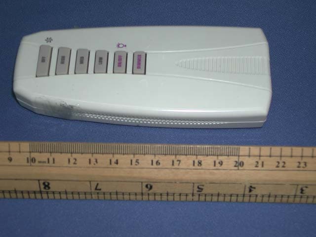 Transmitter for remote control fan - FCC ID DRW1060T - Eagletron Telecommunications Ltd