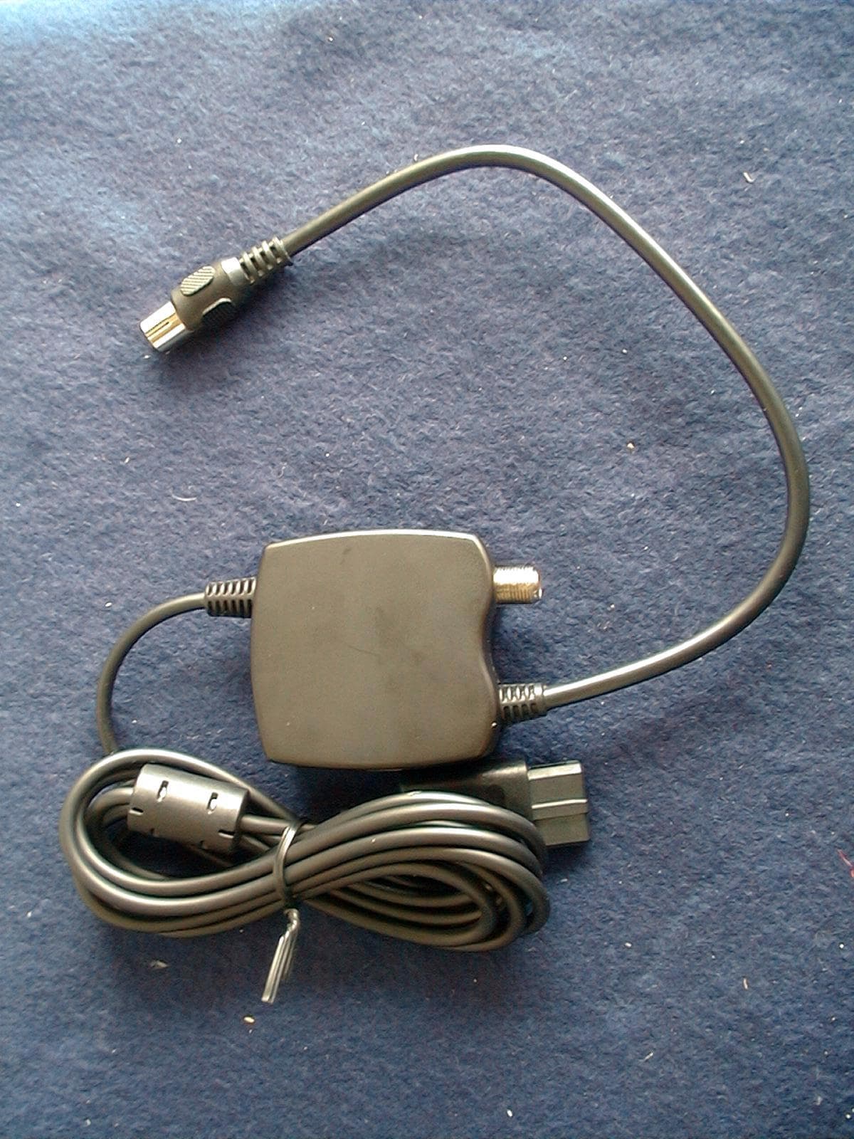 A/V Modulator with Antenna Switch - FCC ID DT9AVM-589LB - Jebsee Electronics Company Ltd