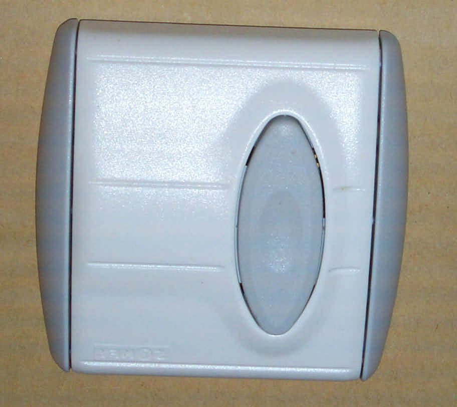 Curtain Remote Control Transmitter - FCC ID DWNINIS - Somfy Systems