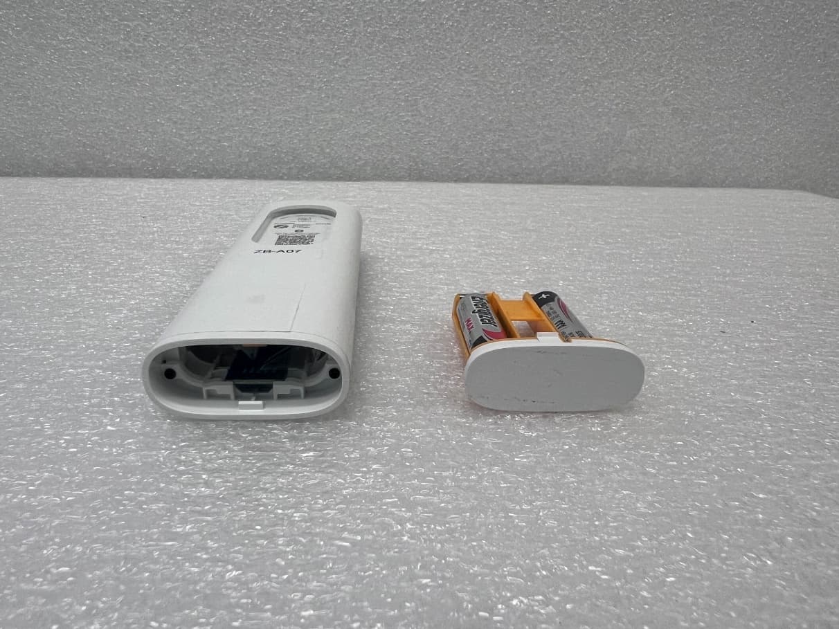 Ysia 1, Ysia 5, Ysia 5 TDBU HP Zigbee II, 5175210B, 5175211B, 5175066B - FCC ID DWNV2TDBUBL - Somfy Systems
